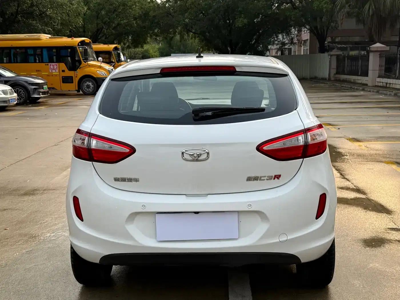 Kaiyi C3R 2015 1.5L AMT Gold Edition — миниатюра 8