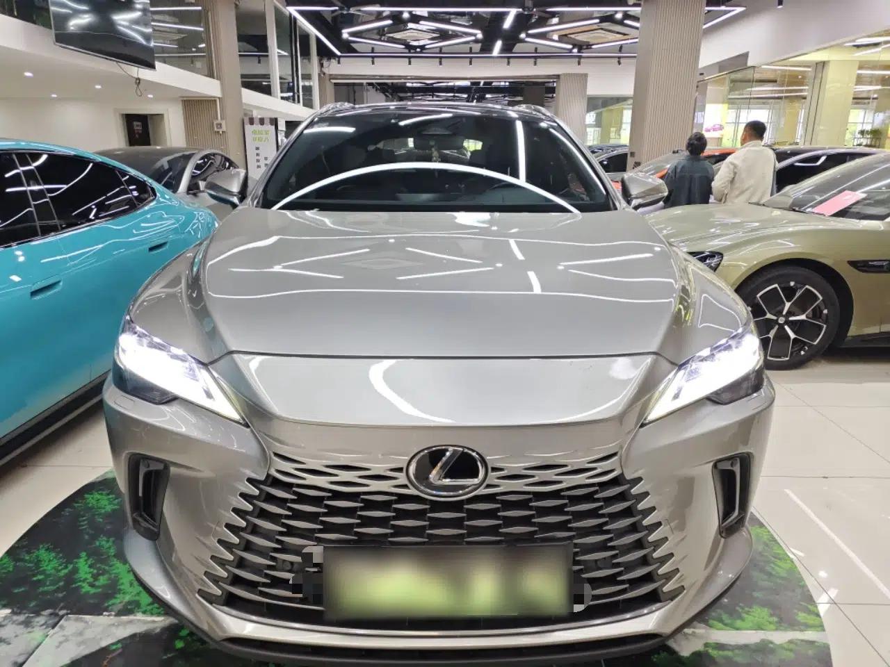 Lexus RX New Energy 2023 450h+ Four-Wheel Drive Enjoyment Edition — миниатюра 2