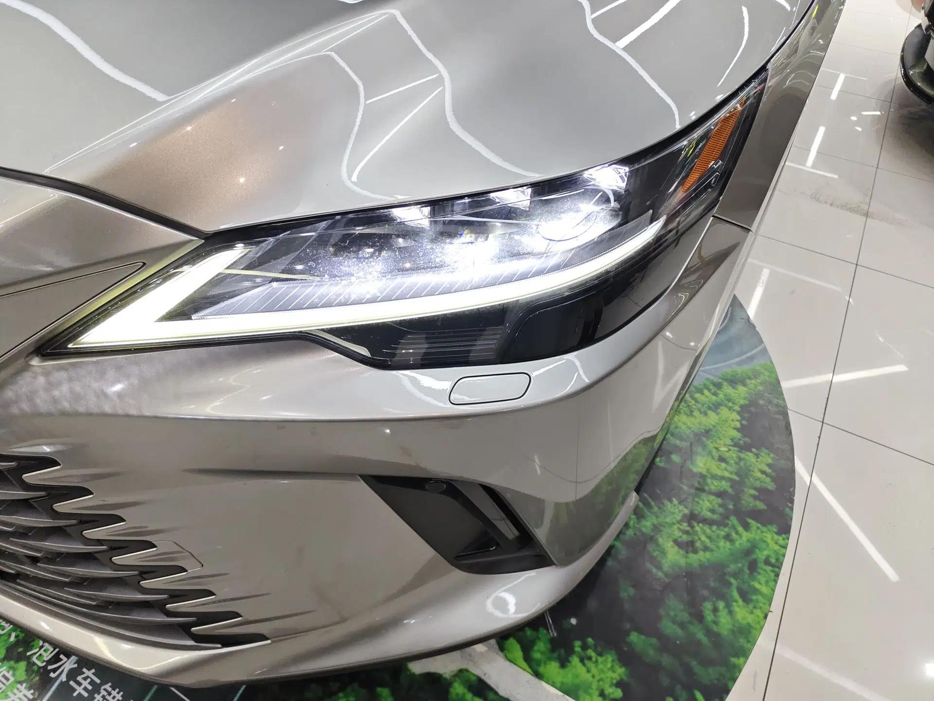 Lexus RX New Energy 2023 450h+ Four-Wheel Drive Enjoyment Edition — миниатюра 9