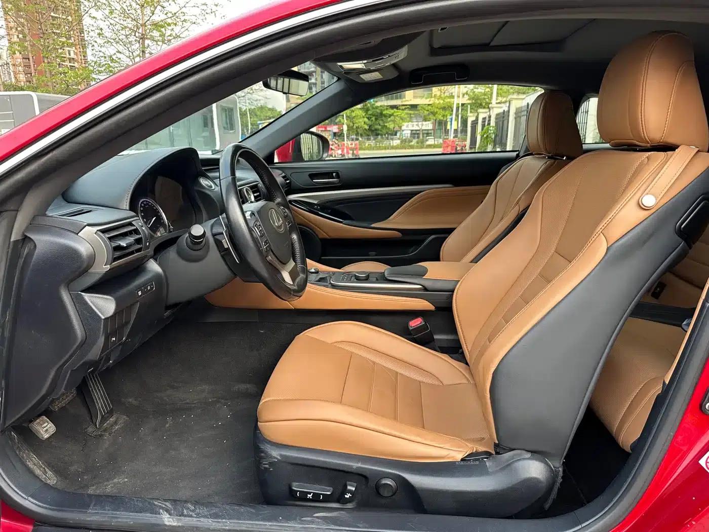 Lexus RC 2016 200T Sport Edition — миниатюра 4