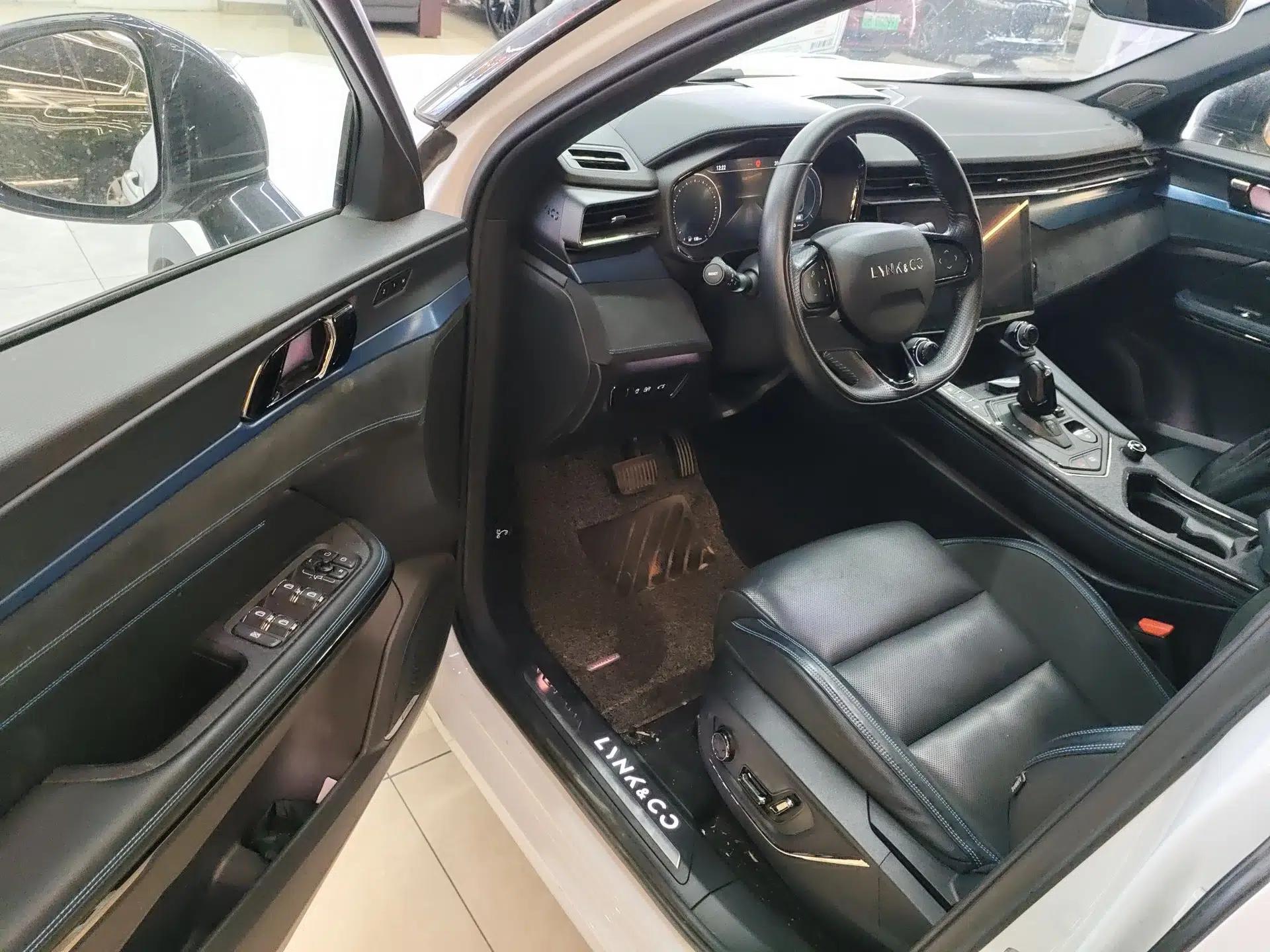 Lynk & Co 05 EM-P 2021 1.5TD PHEV HALO — миниатюра 19