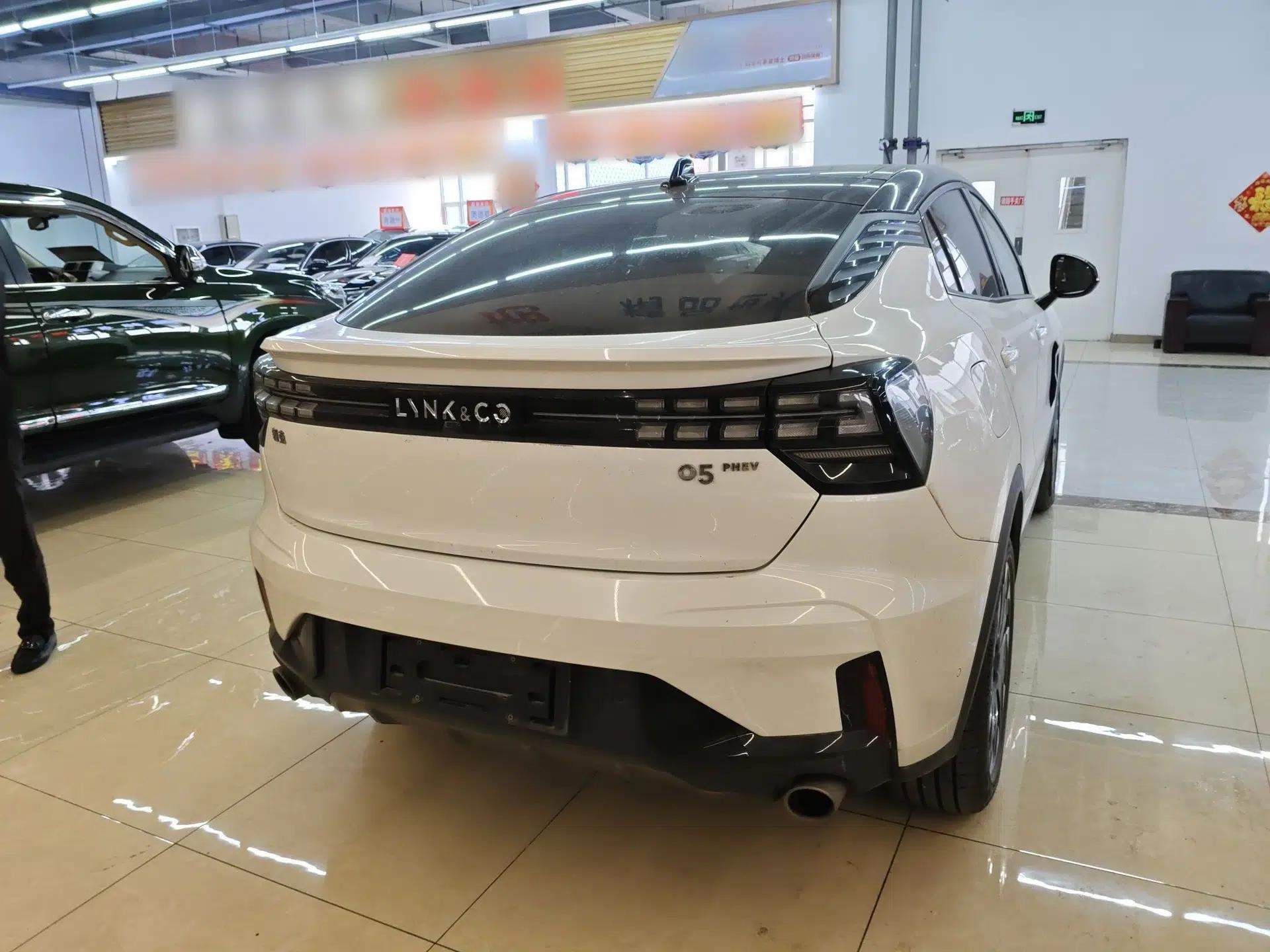 Lynk & Co 05 EM-P 2021 1.5TD PHEV HALO — миниатюра 6