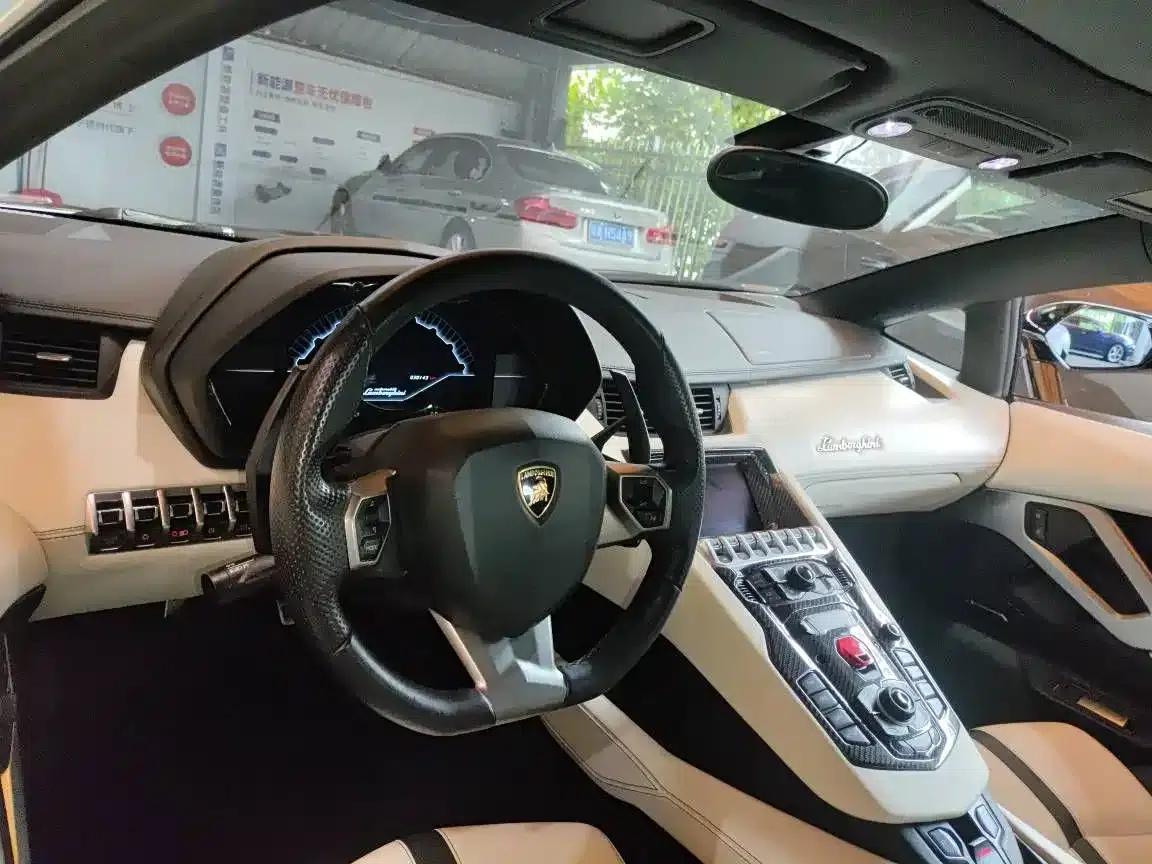2011 Aventador LP 700-4 — миниатюра 5