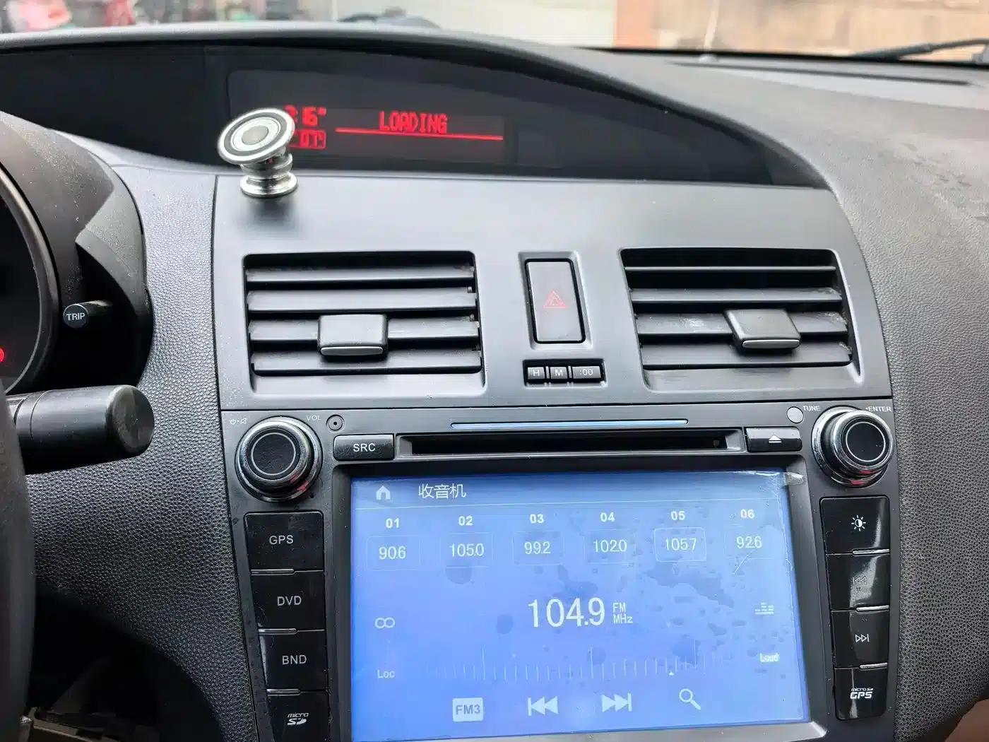 Mazda 3 Axela 2013 Sedan 1.6L Manual Elite — миниатюра 14