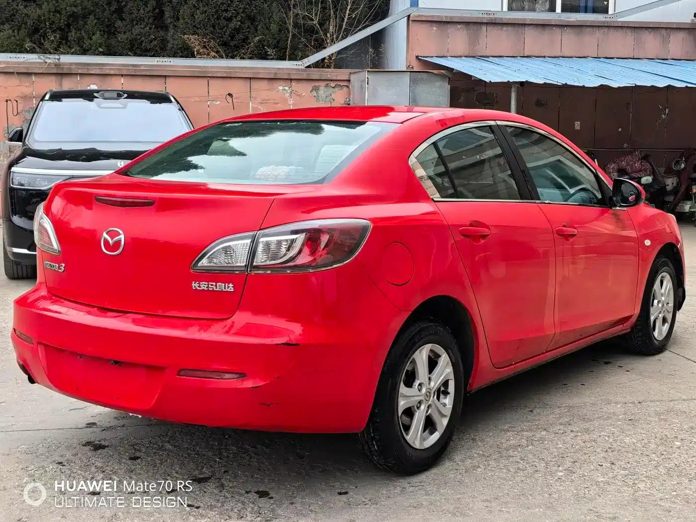 Mazda 3 Axela 2013 Sedan 1.6L Manual Elite — миниатюра 3