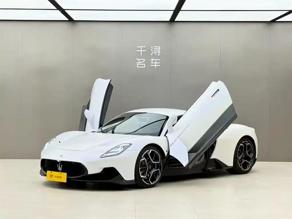 Maserati MC20 2020 3.0T Standard Edition — миниатюра 1