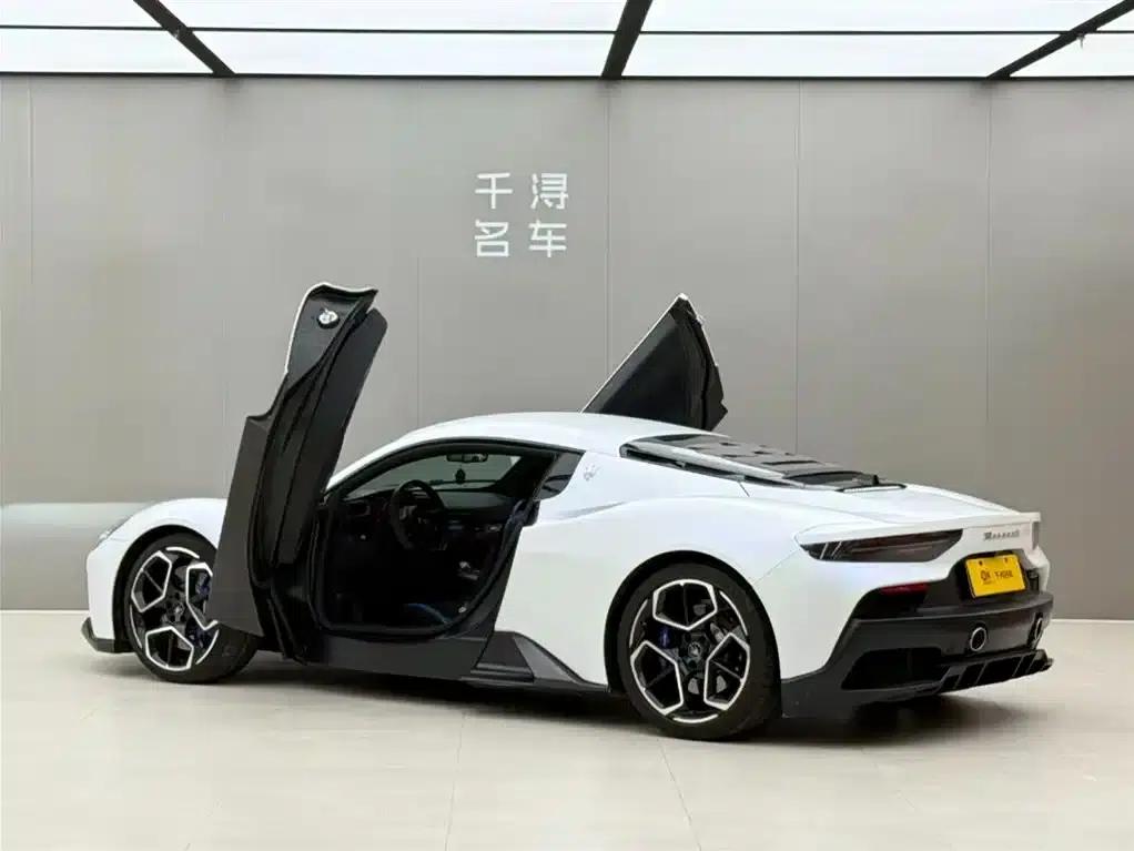 Maserati MC20 2020 3.0T Standard Edition — миниатюра 13