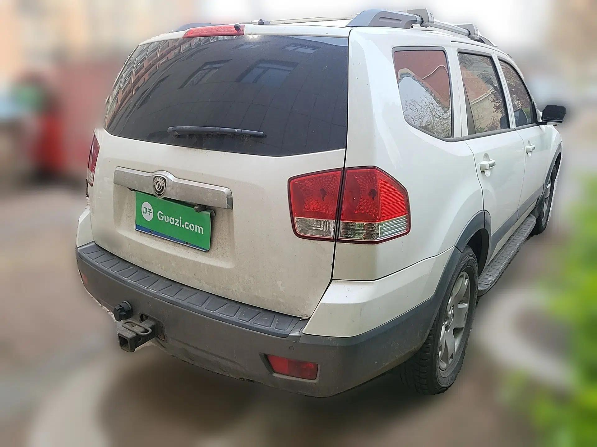 Kia Borrego 2013 3.8L Luxury Edition China V standard — миниатюра 6
