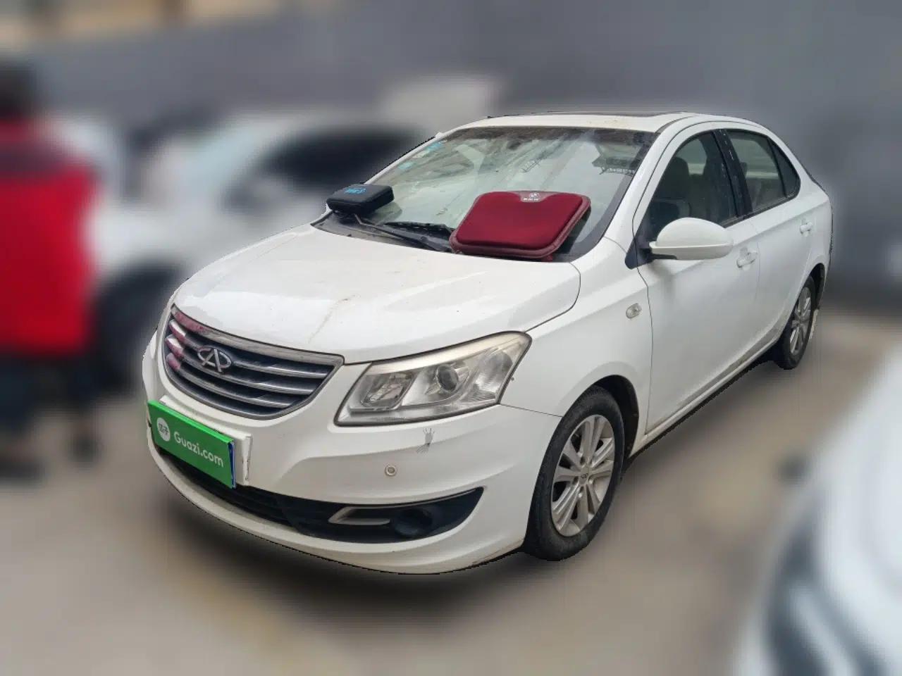 Chery E3 2013 1.5L Manual Luxury Model — миниатюра 1