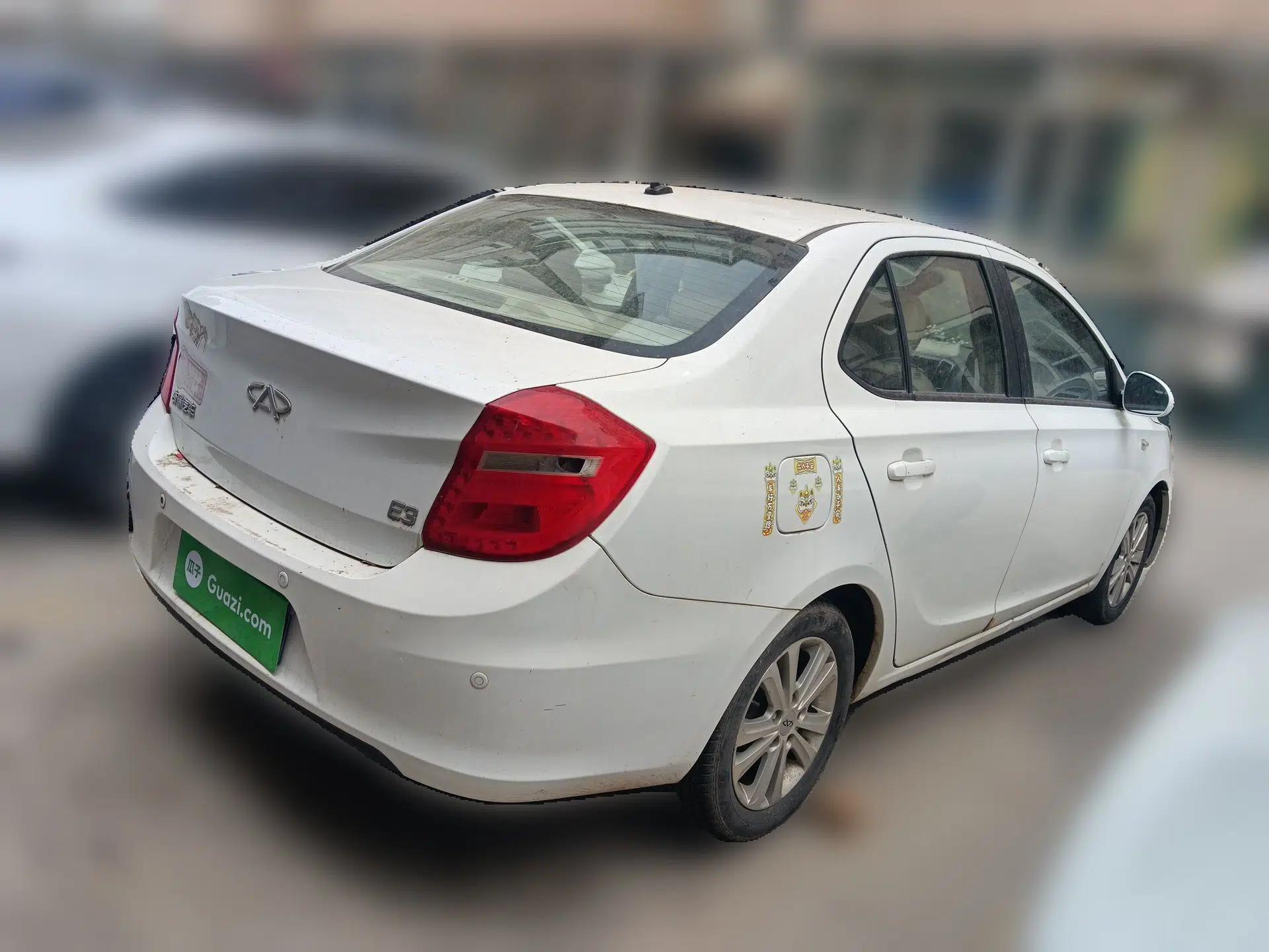 Chery E3 2013 1.5L Manual Luxury Model — миниатюра 6
