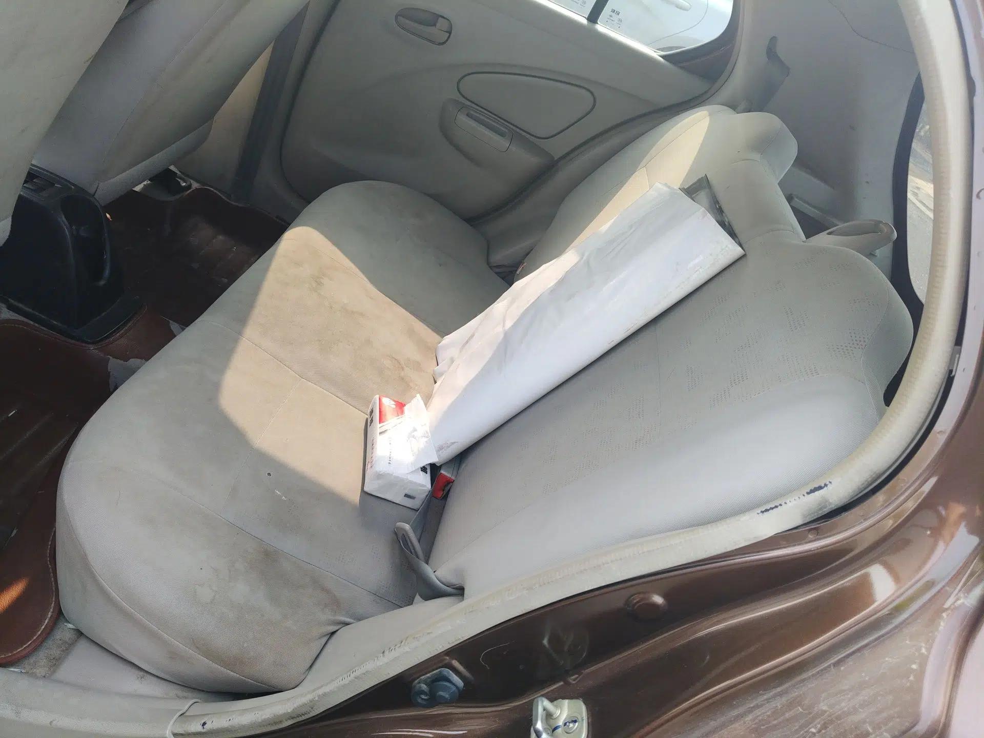 Venucia R30 2014 1.2L Manual Enjoyment Edition — миниатюра 18