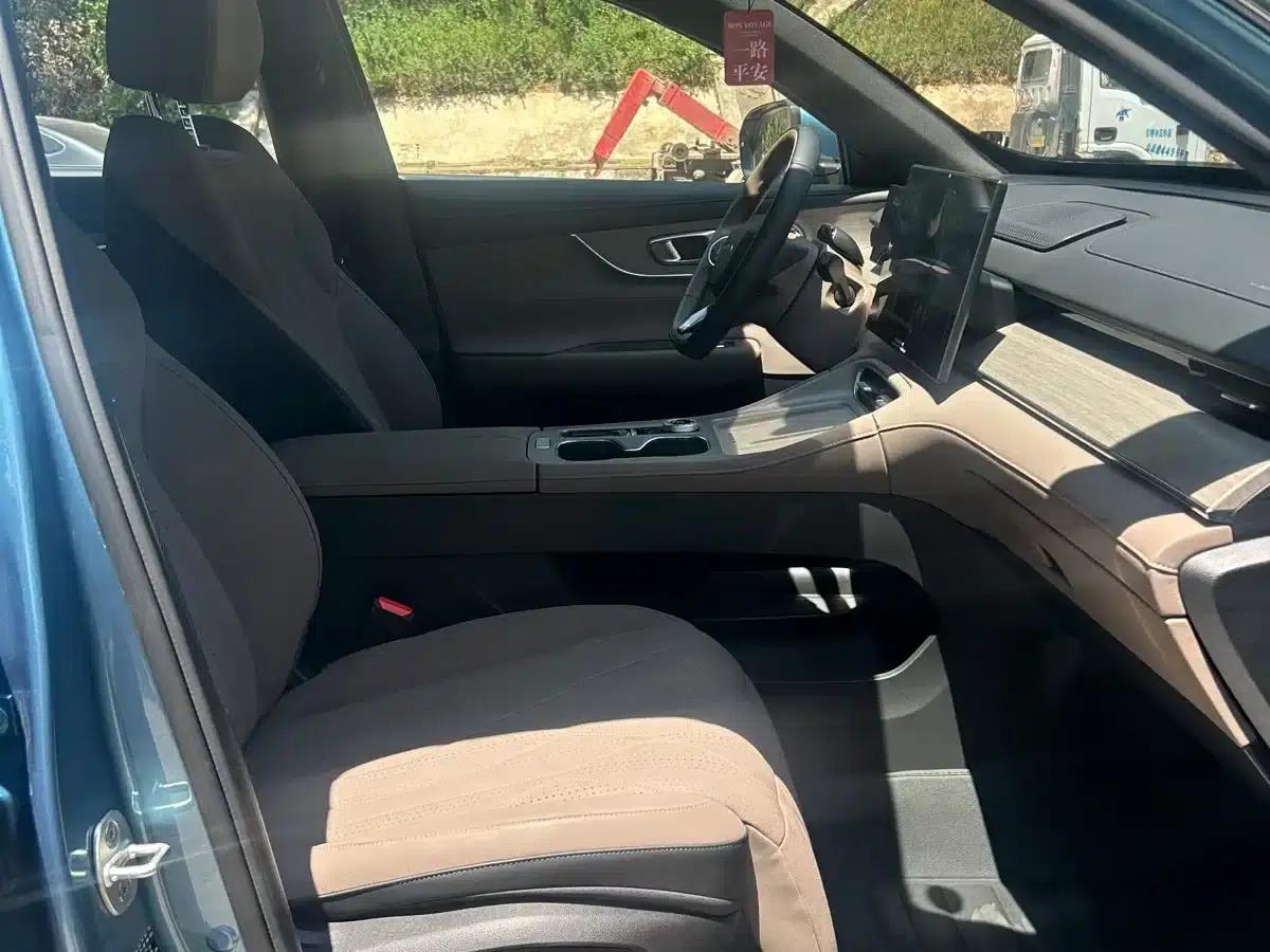 Chery Tiggo 8 PLUS C-DM 2025 1.5T 116km/h Premium 5-seater — миниатюра 7