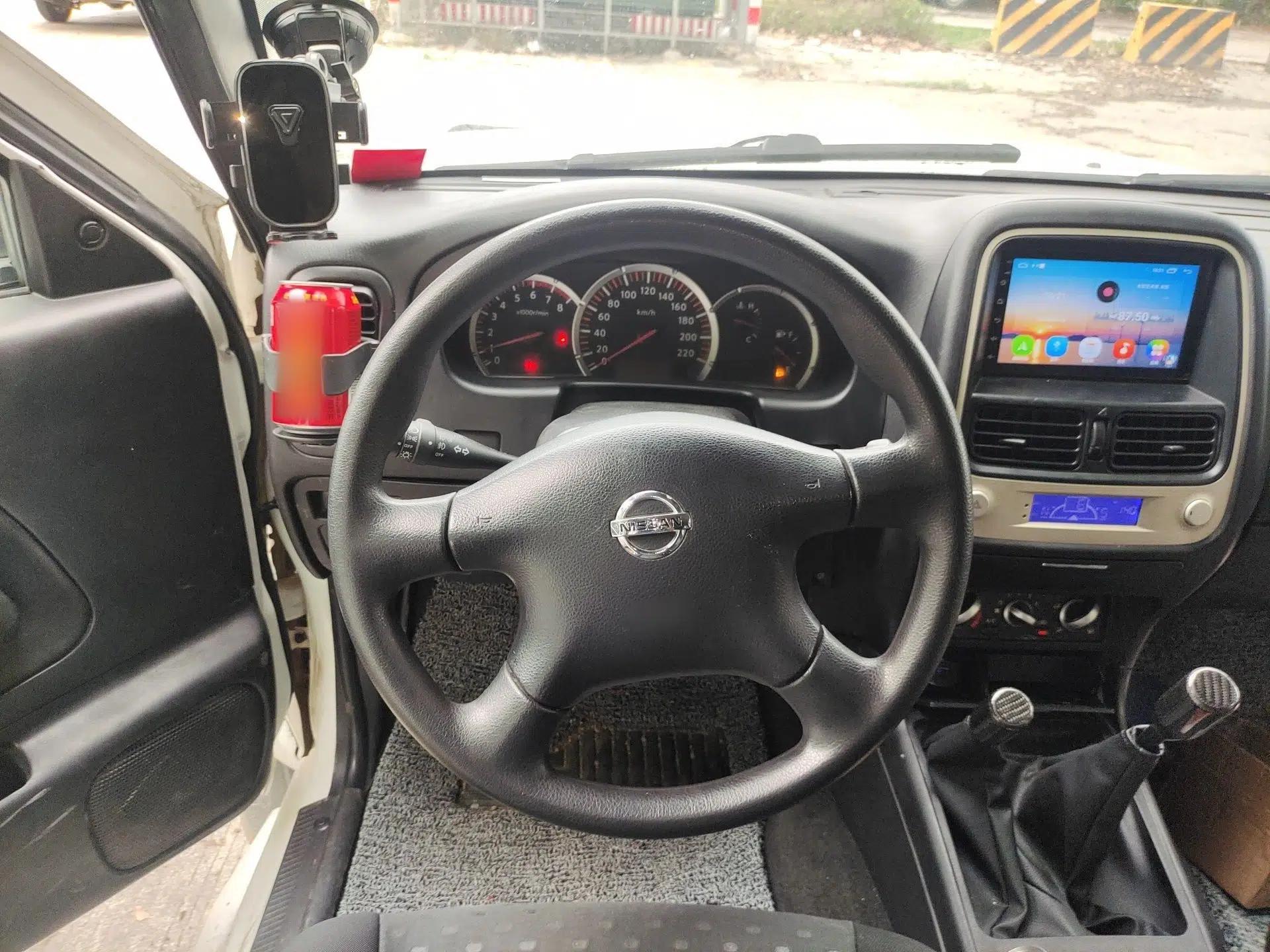 Nissan Paladin 2008 2.4L 4x4 Standard Edition — миниатюра 11
