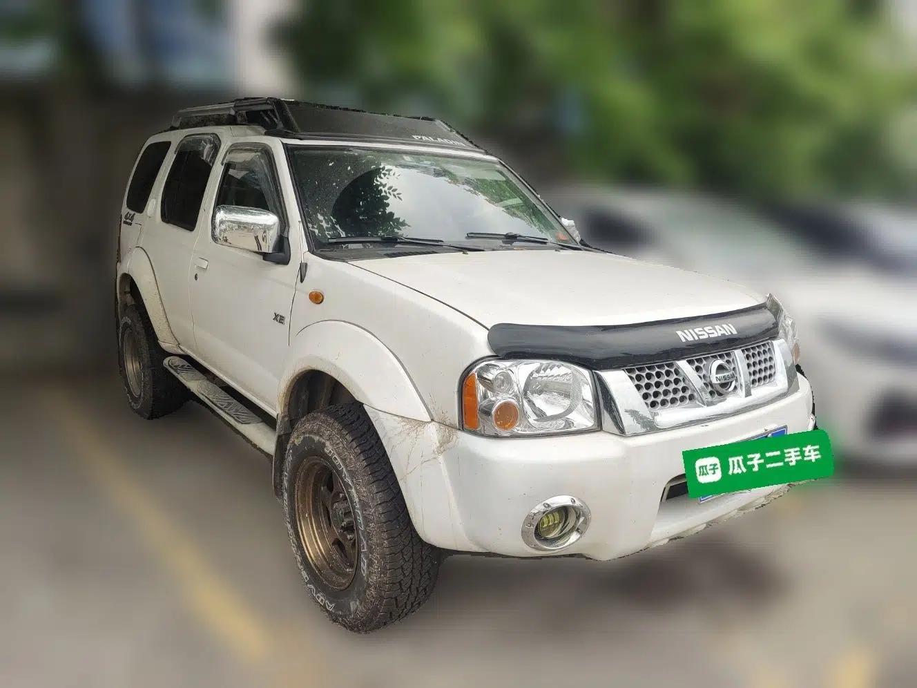 Nissan Paladin 2008 2.4L 4x4 Standard Edition — миниатюра 3