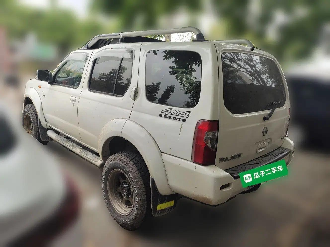 Nissan Paladin 2008 2.4L 4x4 Standard Edition — миниатюра 4