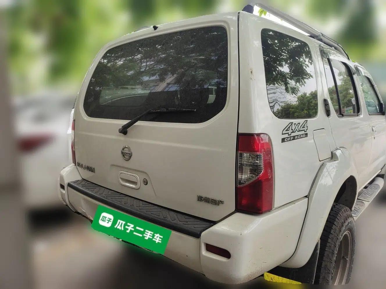Nissan Paladin 2008 2.4L 4x4 Standard Edition — миниатюра 5