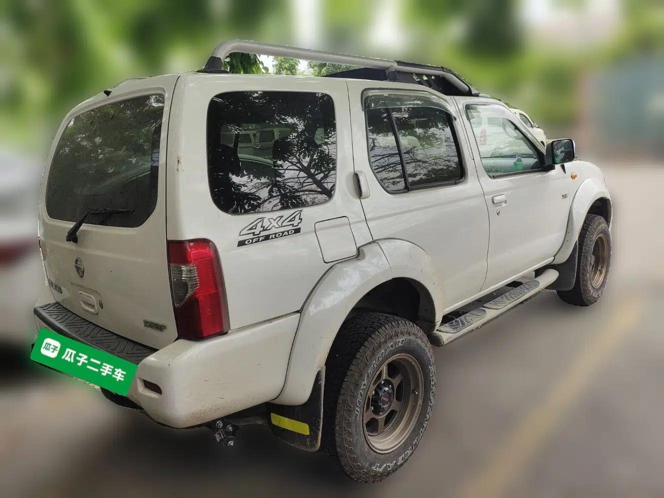 Nissan Paladin 2008 2.4L 4x4 Standard Edition — миниатюра 6