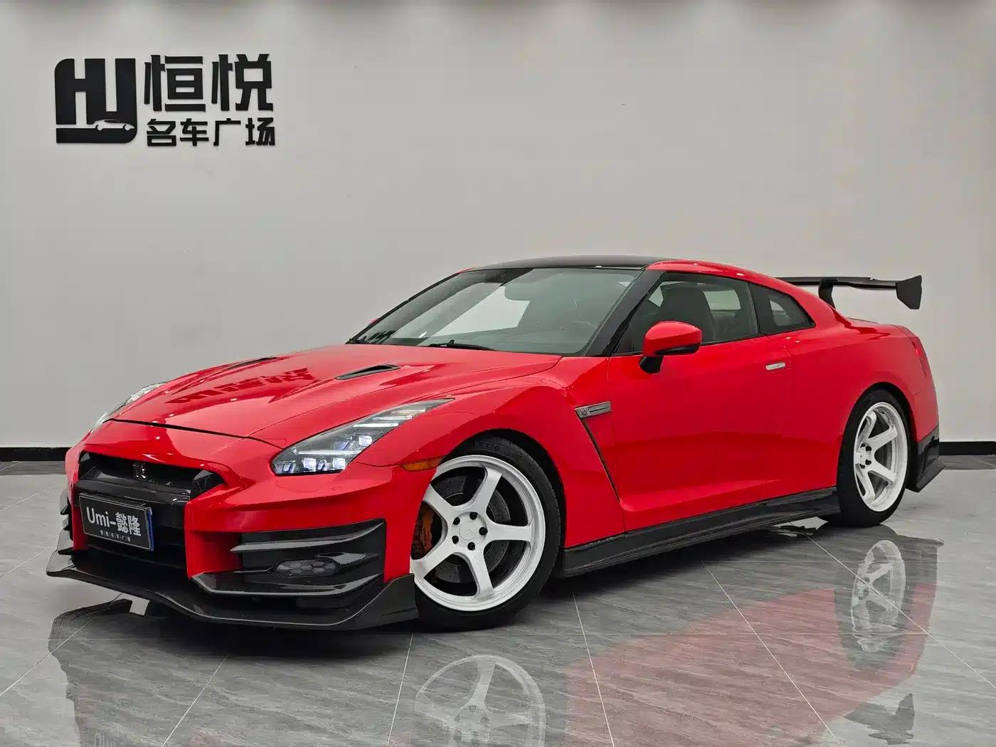 2012 Nissan GT-R 3.8T Premium Edition — миниатюра 1