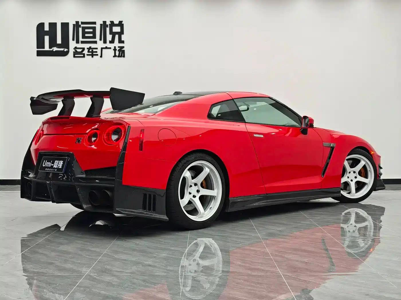 2012 Nissan GT-R 3.8T Premium Edition — миниатюра 3