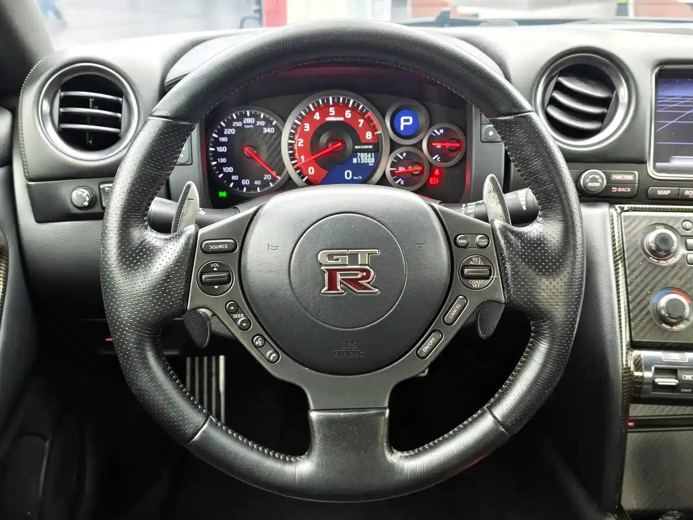 2012 Nissan GT-R 3.8T Premium Edition — миниатюра 8