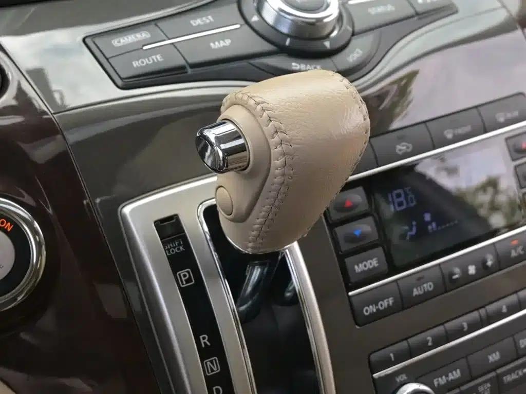 Quest 2015 3.5L SL — миниатюра 14