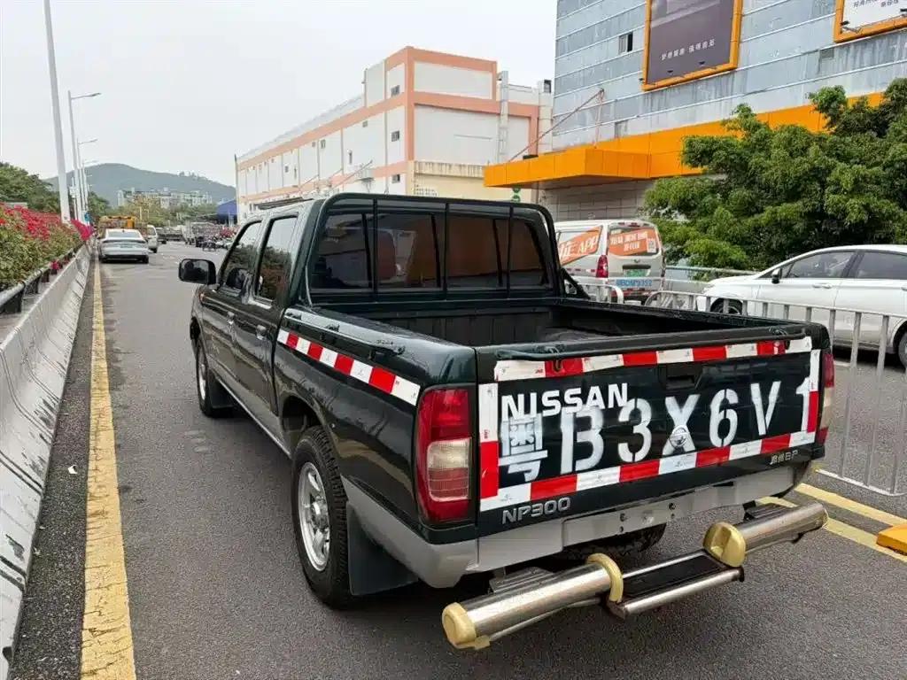 Nissan D22 2013 2.4L Gasoline 2WD Premium Model — миниатюра 2