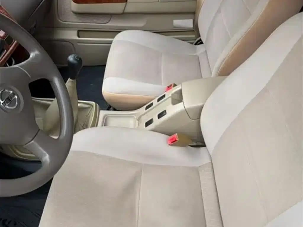 Nissan D22 2013 2.4L Gasoline 2WD Premium Model — миниатюра 7