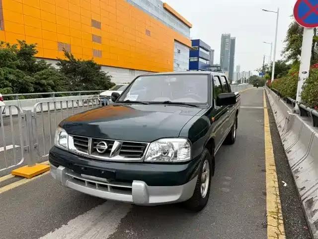 Nissan D22 2013 2.4L Gasoline 2WD Premium Model