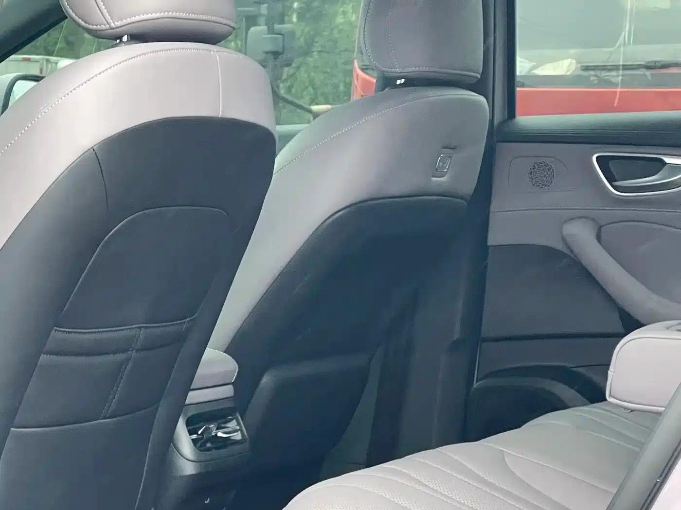 Roewe M7 DMH 2025 160km Enjoy Edition — миниатюра 9