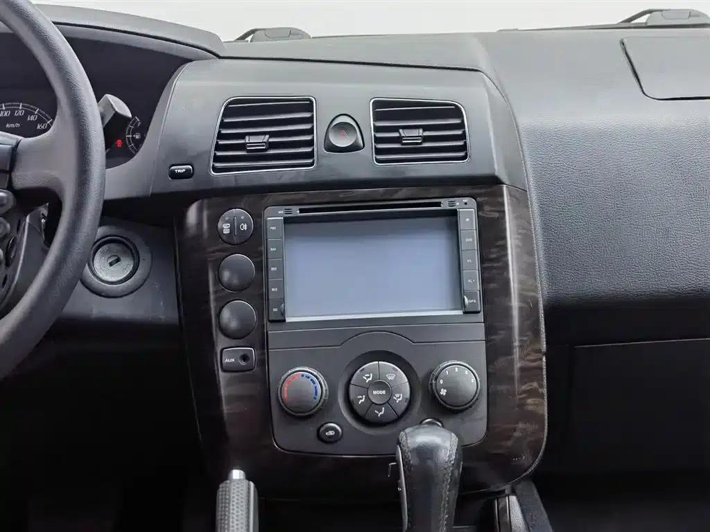Roewe W5 2013 1.8T 2WD Automatic Sheng Yu Edition — миниатюра 12