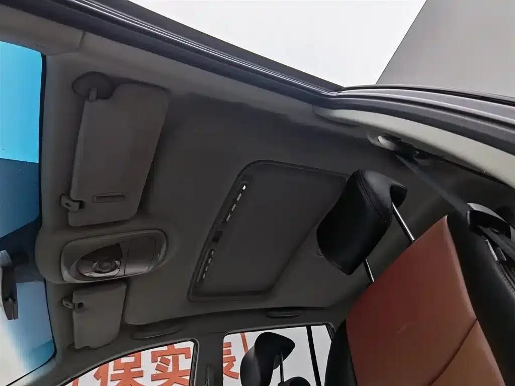 Roewe W5 2013 1.8T 2WD Automatic Sheng Yu Edition — миниатюра 14