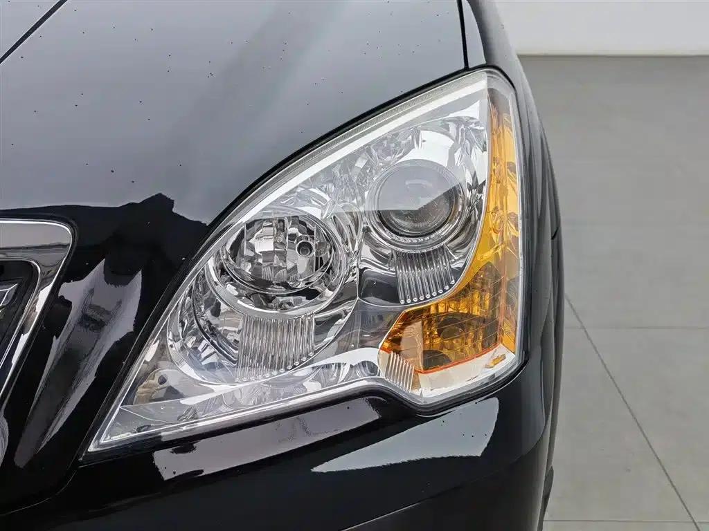 Roewe W5 2013 1.8T 2WD Automatic Sheng Yu Edition — миниатюра 7