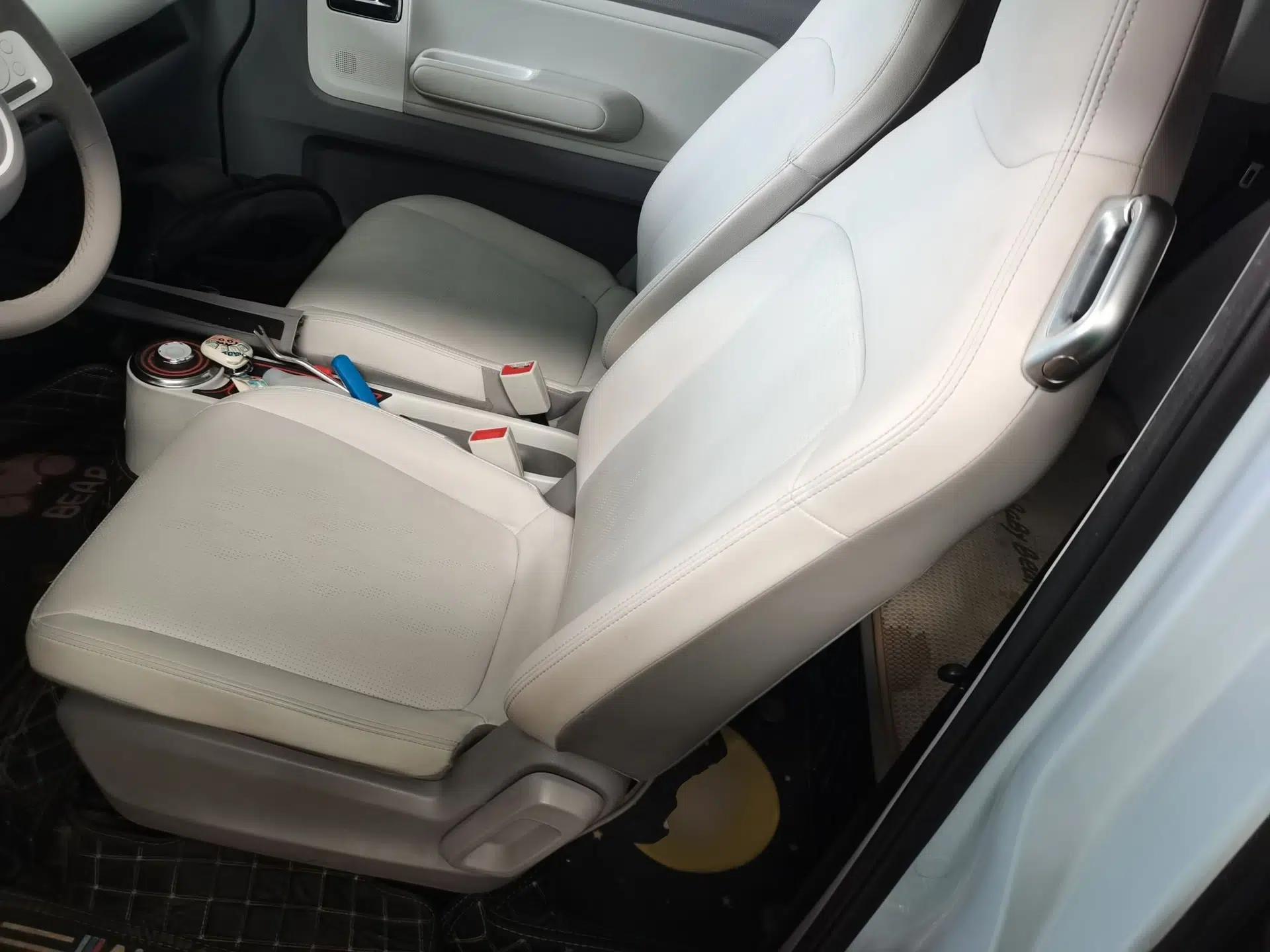 Wuling Air ev 2023 - Four Seats - Advanced Edition — миниатюра 18