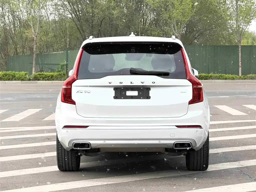 2022 Volvo XC90 Plug-in Hybrid E-Drive Hybrid T8 Inscription Luxury Edition (7-seater) — миниатюра 18