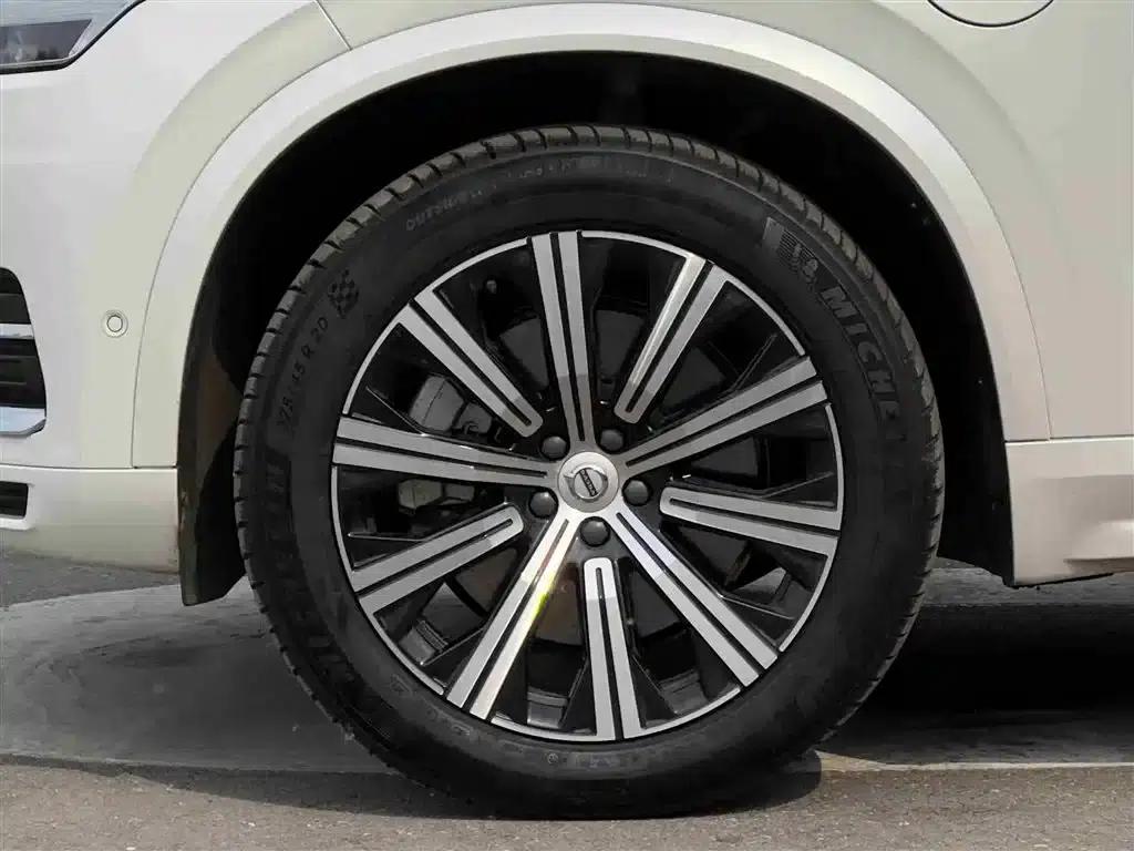 2022 Volvo XC90 Plug-in Hybrid E-Drive Hybrid T8 Inscription Luxury Edition (7-seater) — миниатюра 4