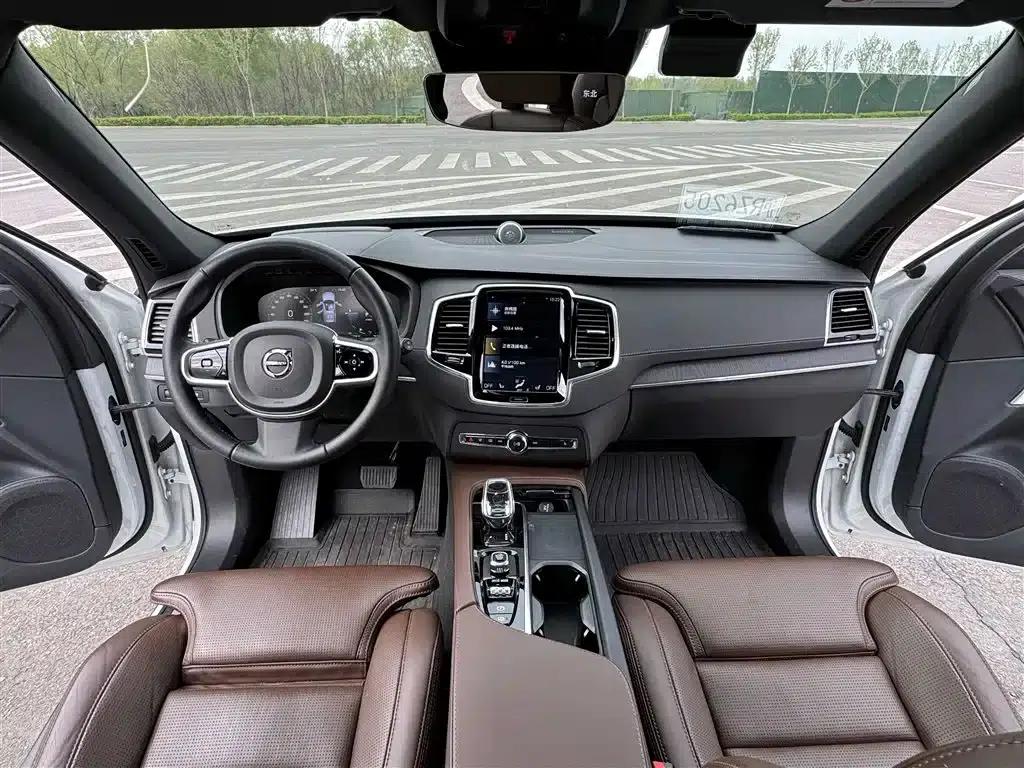 2022 Volvo XC90 Plug-in Hybrid E-Drive Hybrid T8 Inscription Luxury Edition (7-seater) — миниатюра 9