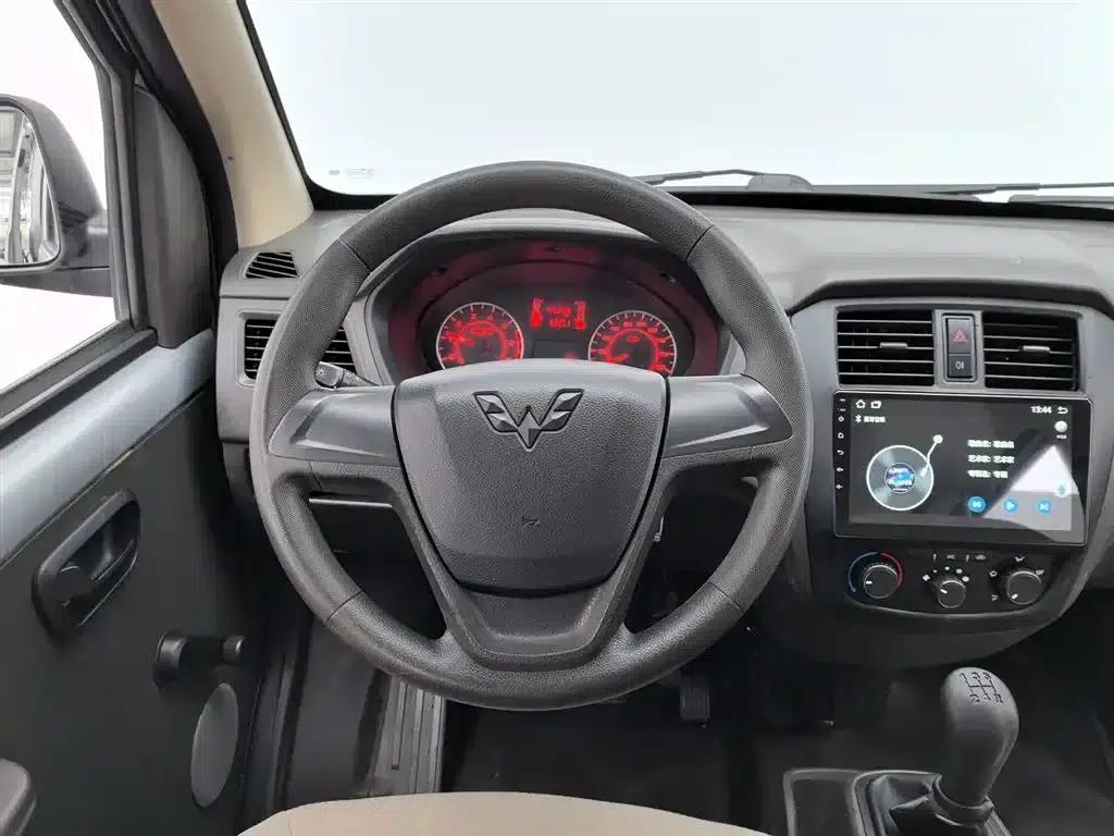Wuling Rongguang S 2023 1.5L Basic Model 5/7 Seats — миниатюра 11