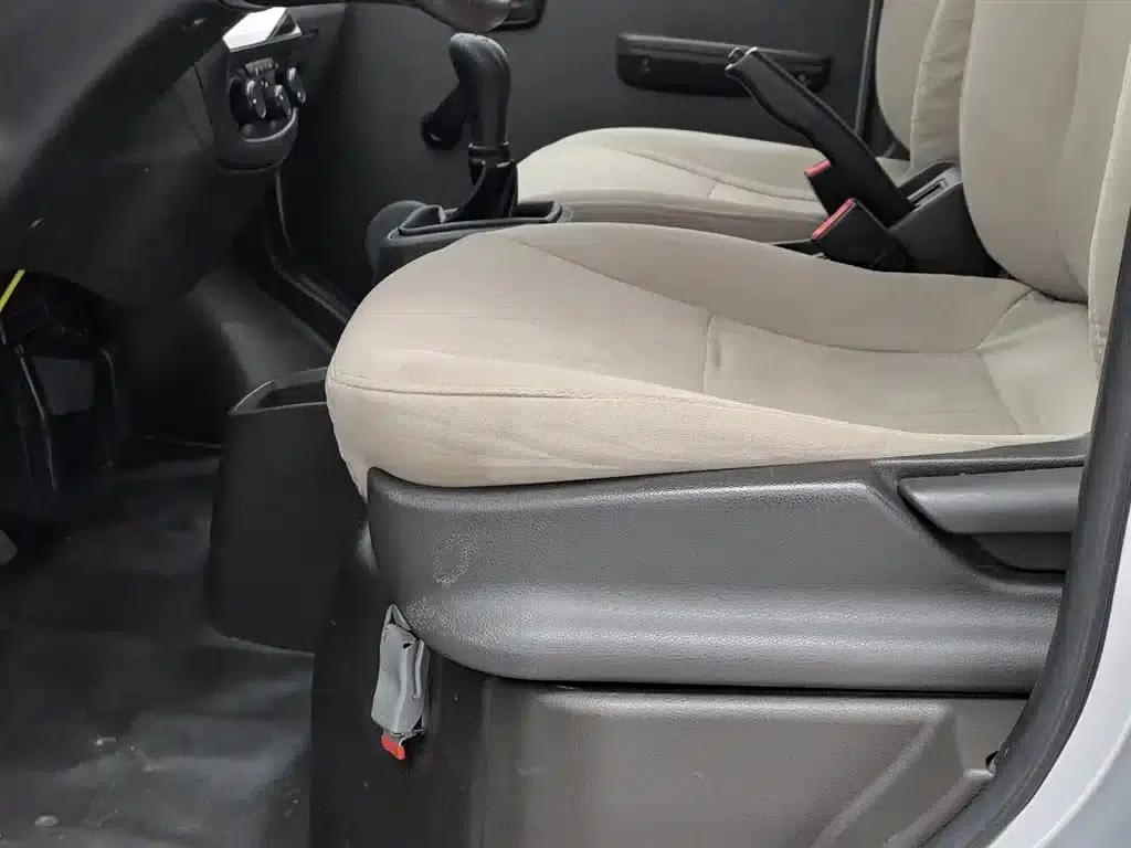 Wuling Rongguang S 2023 1.5L Basic Model 5/7 Seats — миниатюра 20