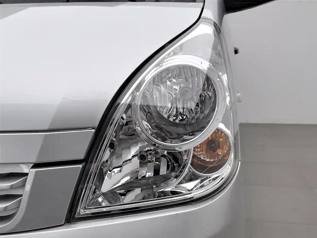 Wuling Rongguang S 2023 1.5L Basic Model 5/7 Seats — миниатюра 7