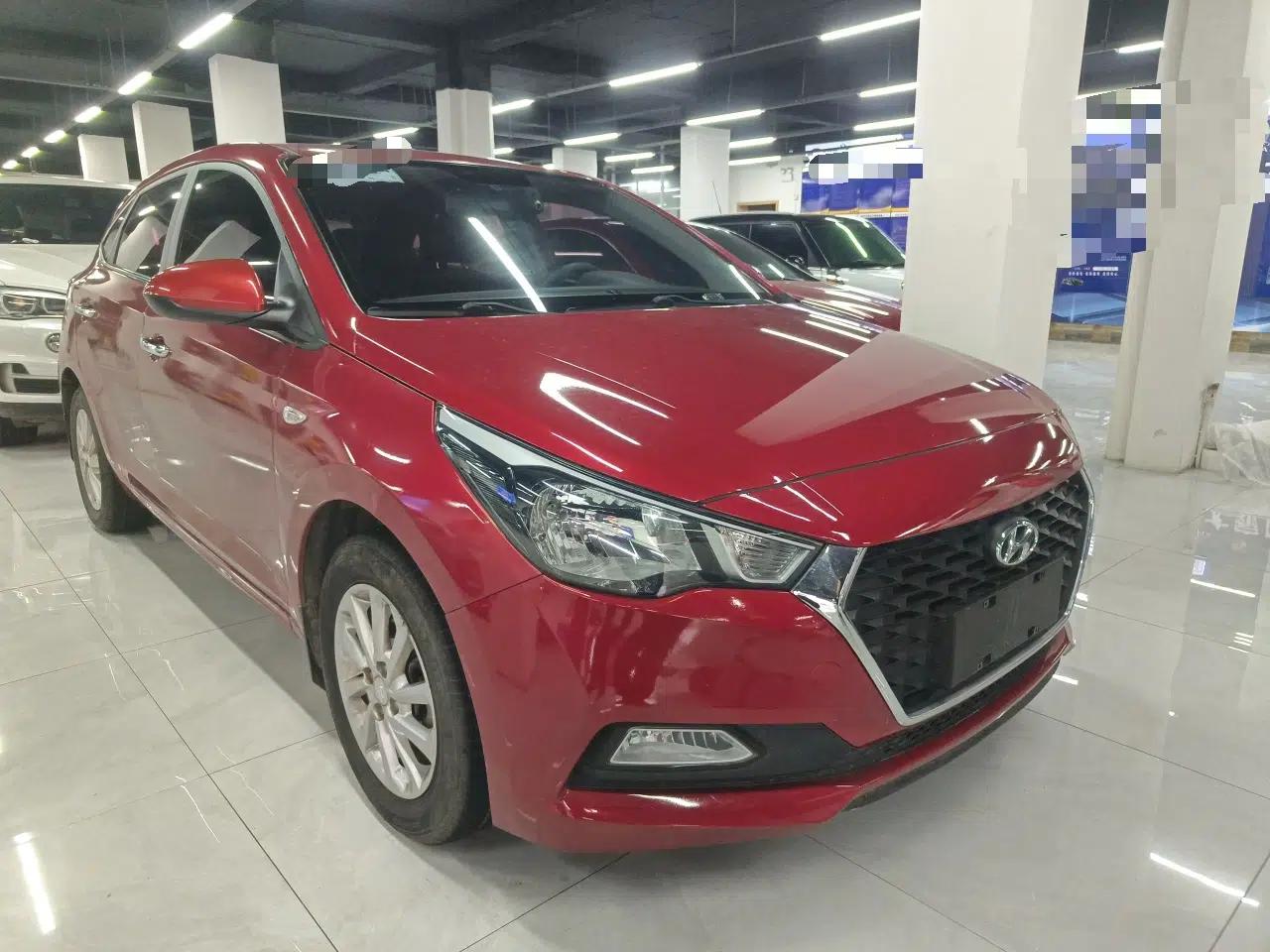 Hyundai Verna RV 2017 1.4L Automatic Cool Edition GLS China VI Standard — миниатюра 3