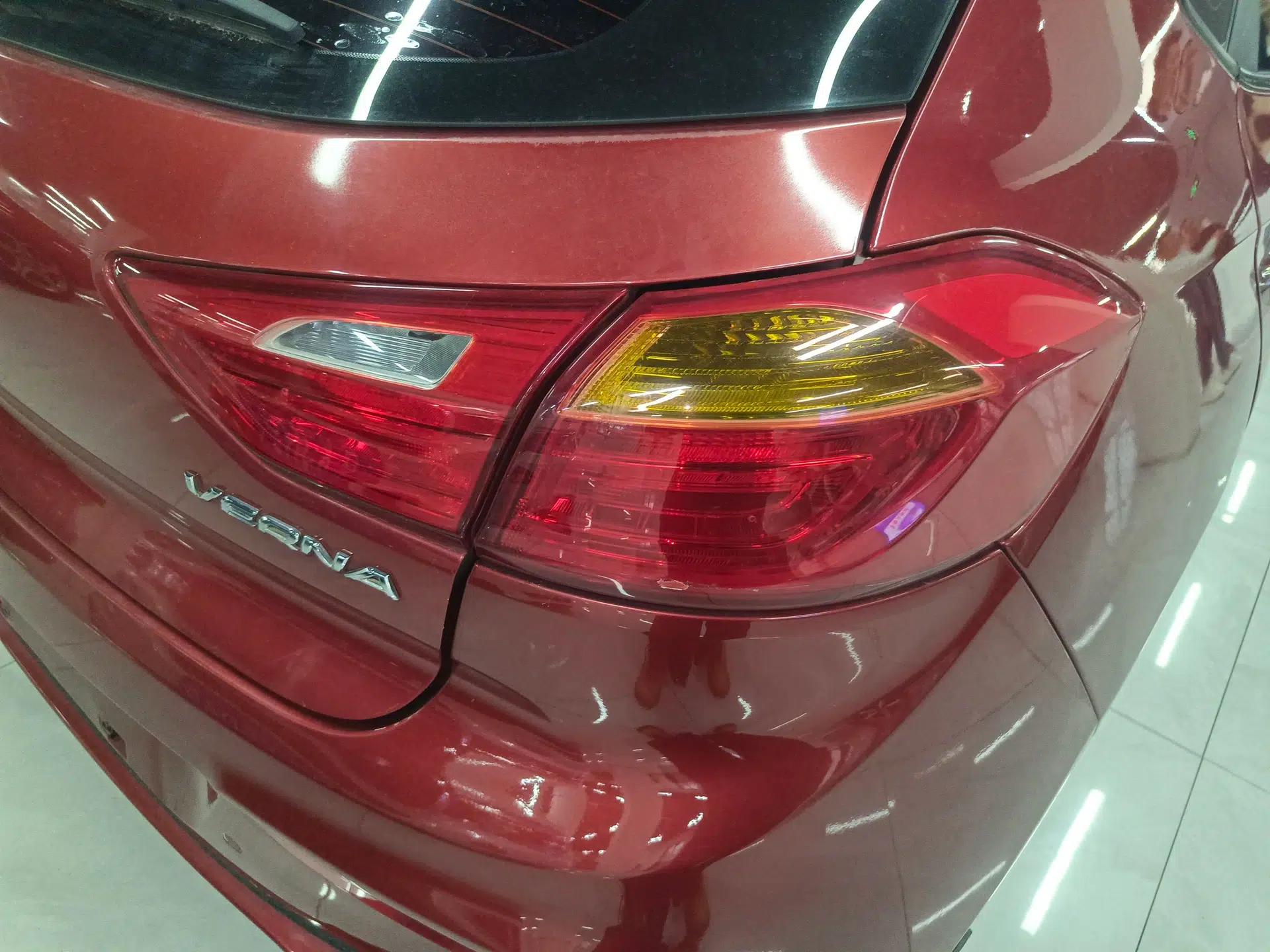 Hyundai Verna RV 2017 1.4L Automatic Cool Edition GLS China VI Standard — миниатюра 7