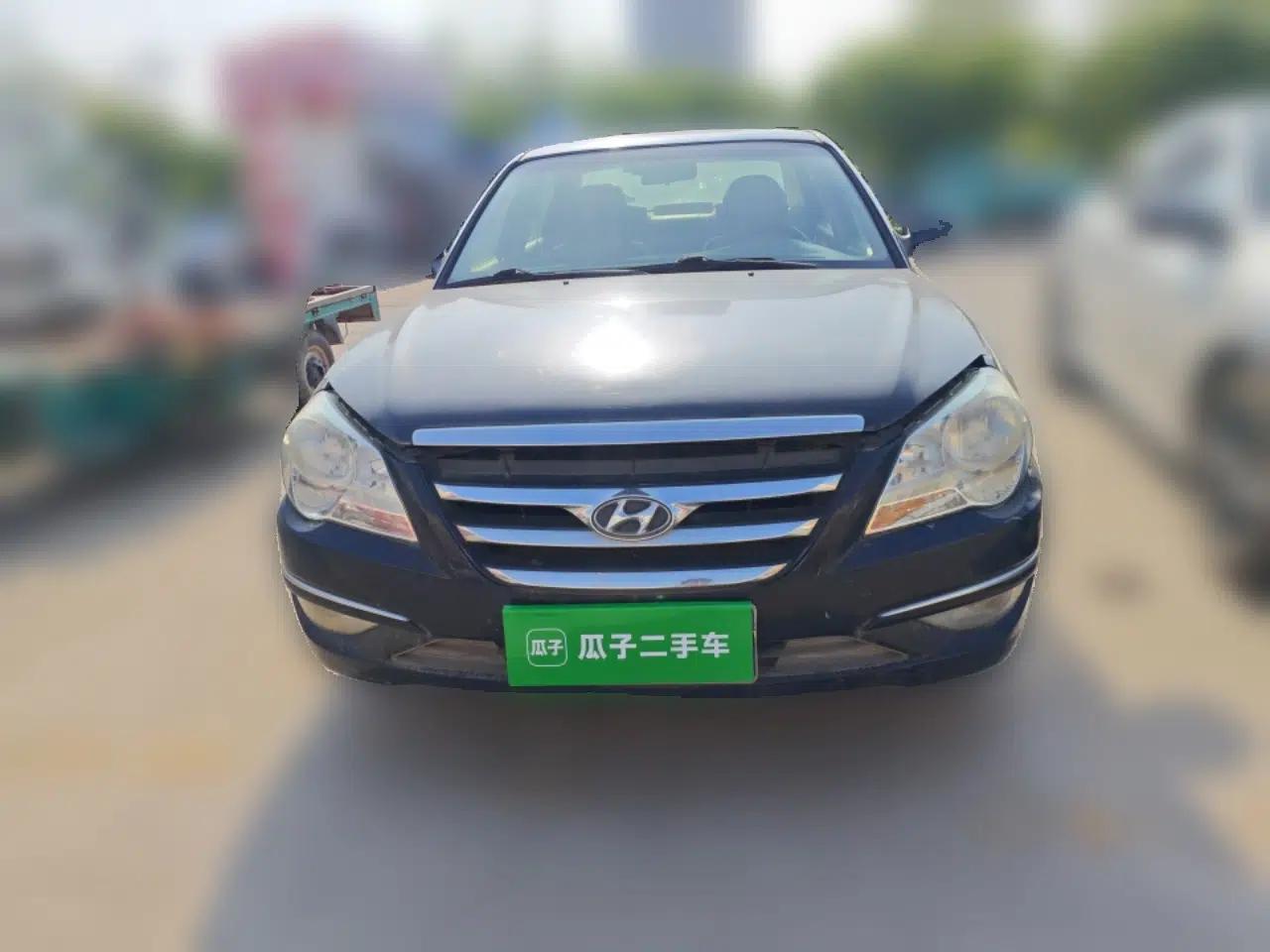 Hyundai MoInca 2009 1.8L Manual Luxury Edition GL — миниатюра 2