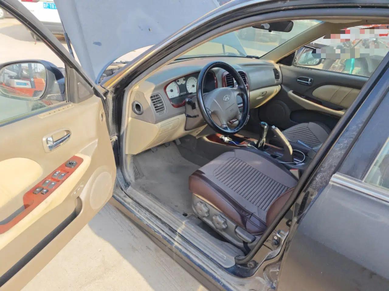 Hyundai MoInca 2009 1.8L Manual Luxury Edition GL — миниатюра 17