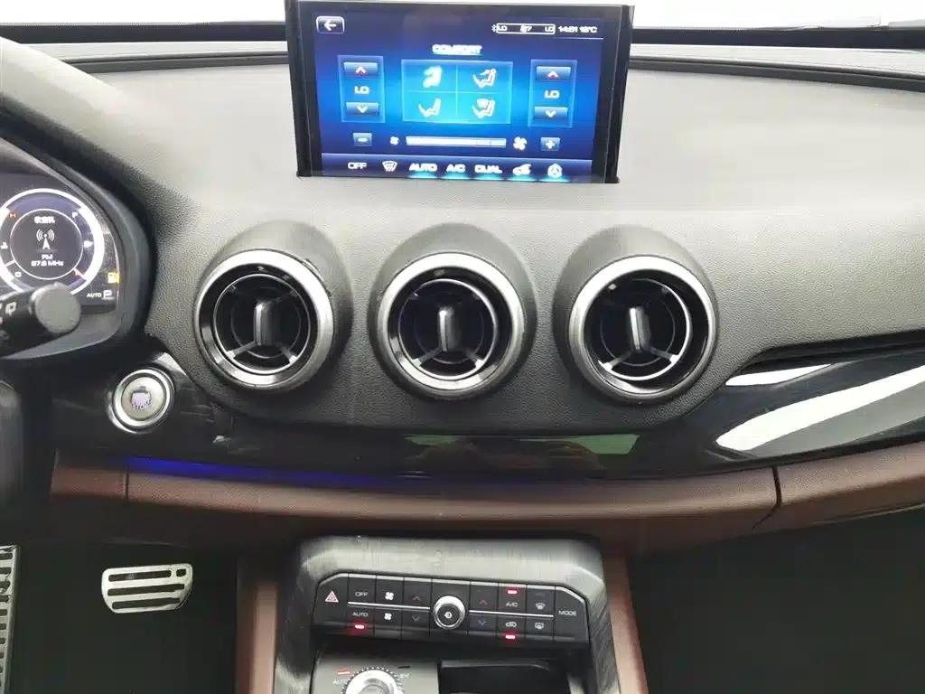 Wey P8 2018 2.0T Flagship Edition — миниатюра 12