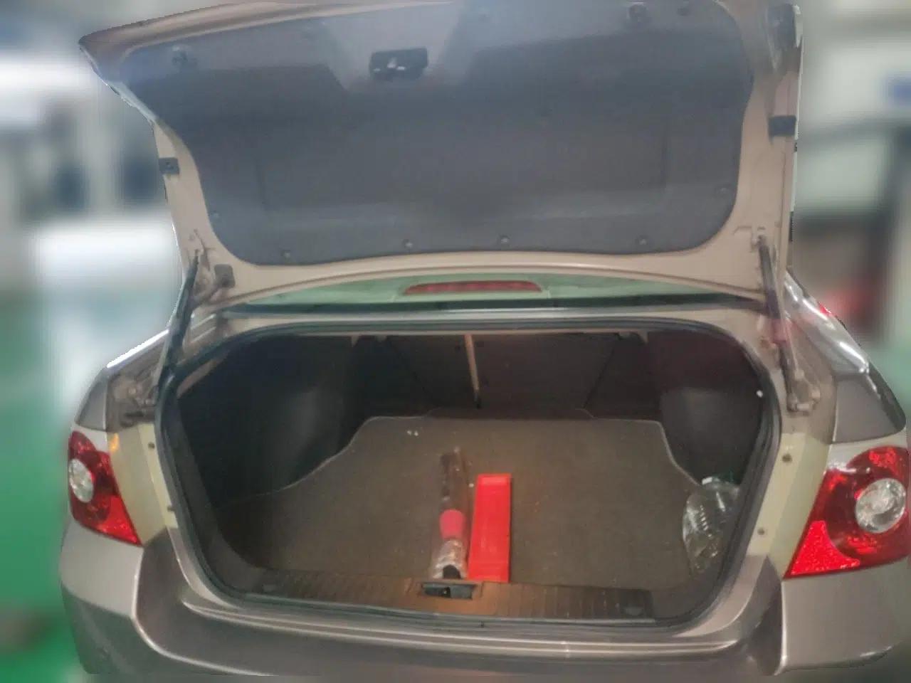 Chevrolet Epica 2013 1.8 SL ZhiZhen Edition MT — миниатюра 20