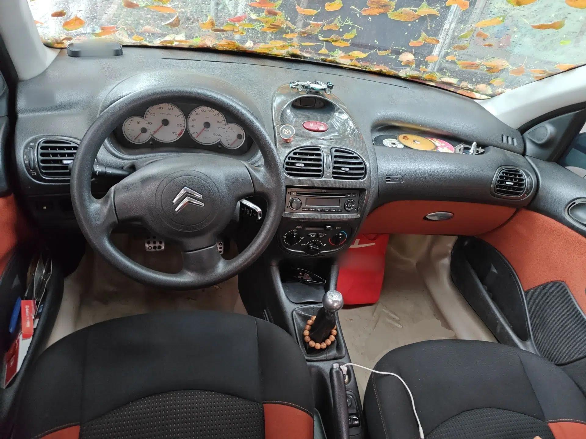 Citroen C2 2010 1.4L Manual Comfort Edition — миниатюра 10