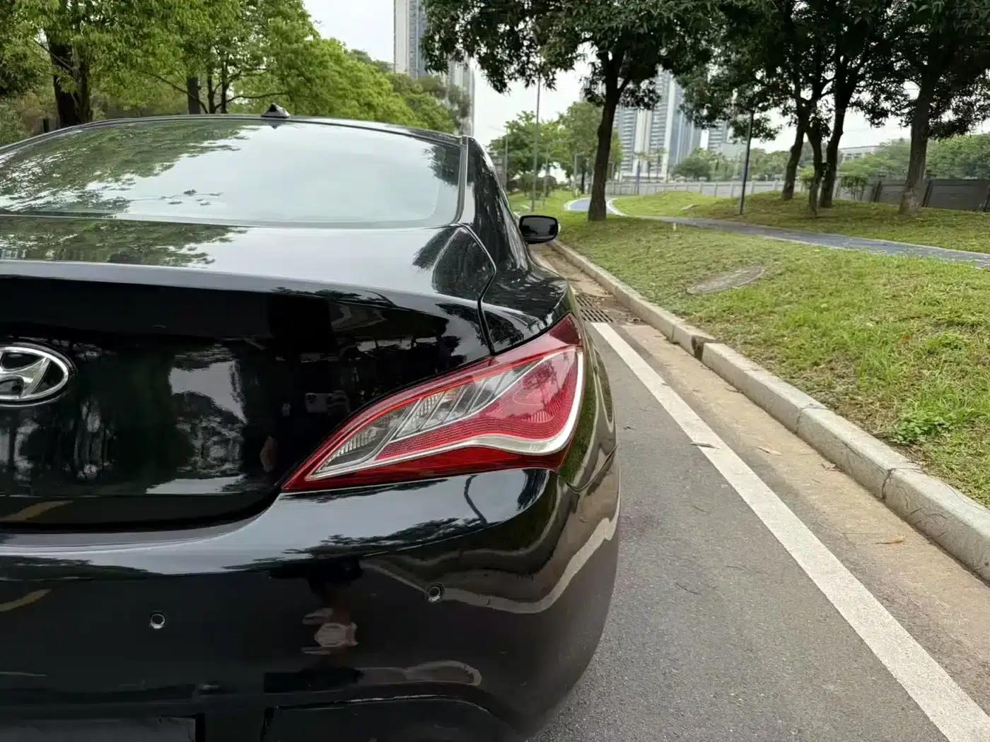 Genesis Coupe 2012 2.0T Automatic Elegant Edition — миниатюра 6
