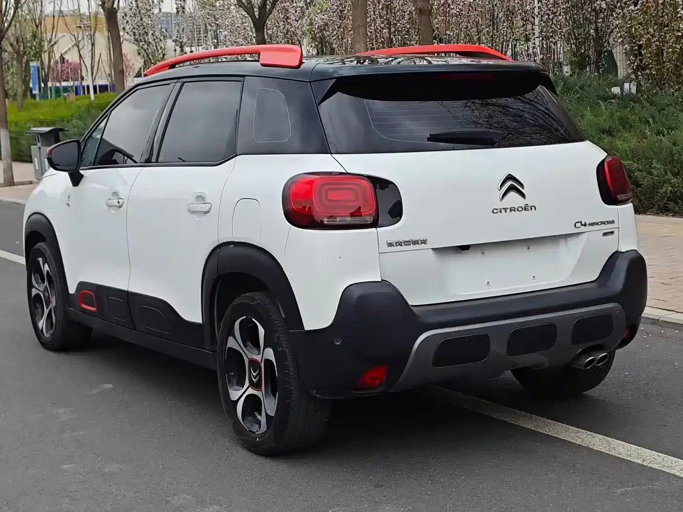 2018 C4 AIRCROSS 350THP Automatic Internet Premium Edition — миниатюра 3