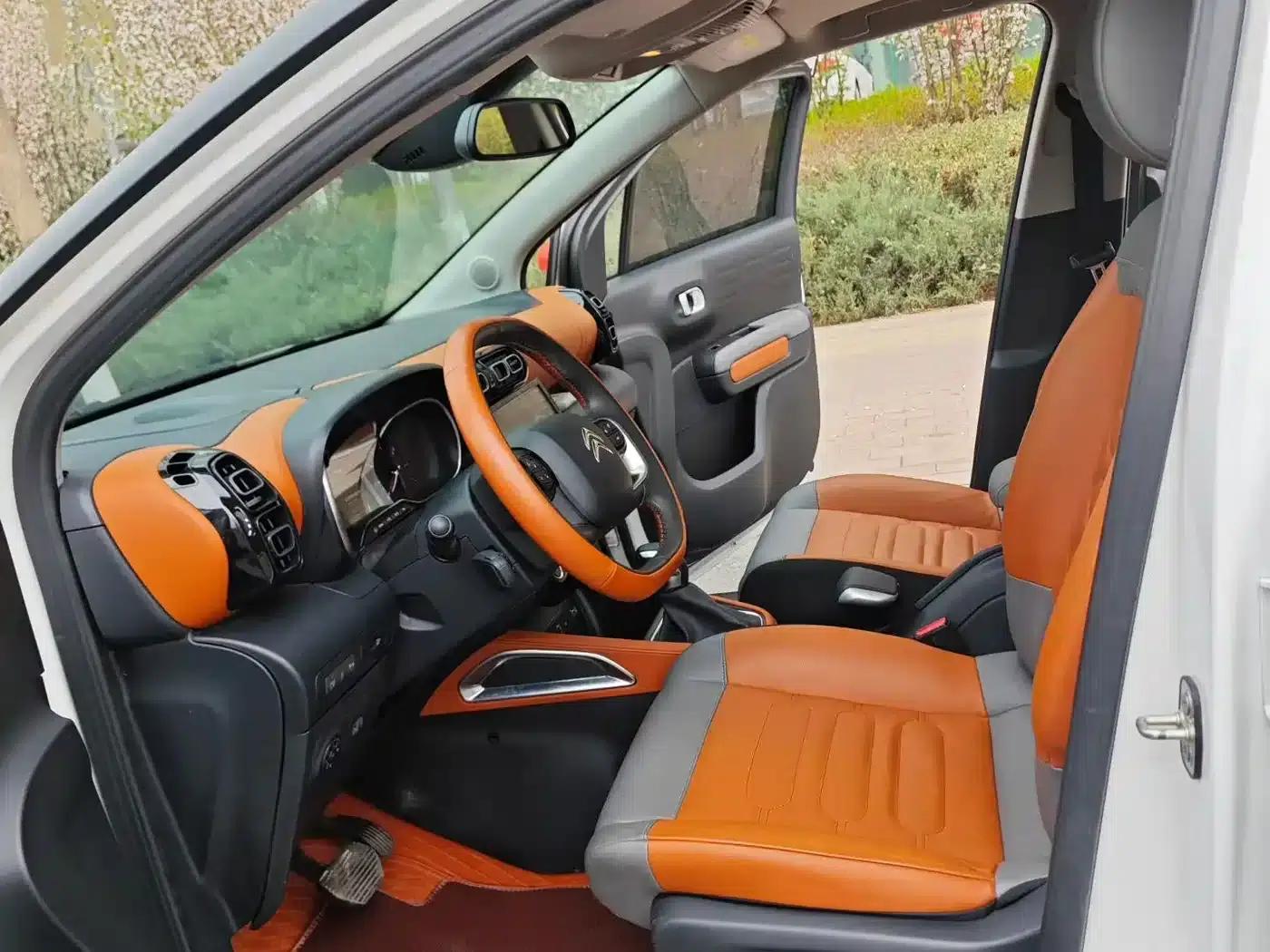 2018 C4 AIRCROSS 350THP Automatic Internet Premium Edition — миниатюра 5