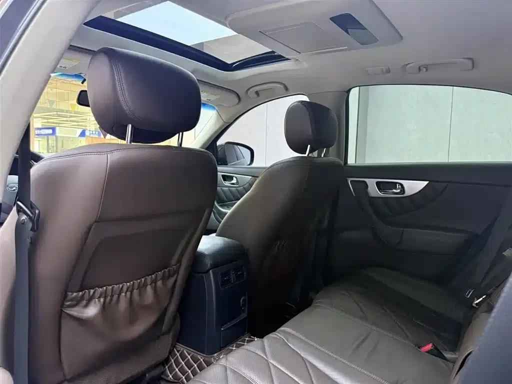 Infiniti FX 2010 FX35 Super Edition — миниатюра 9